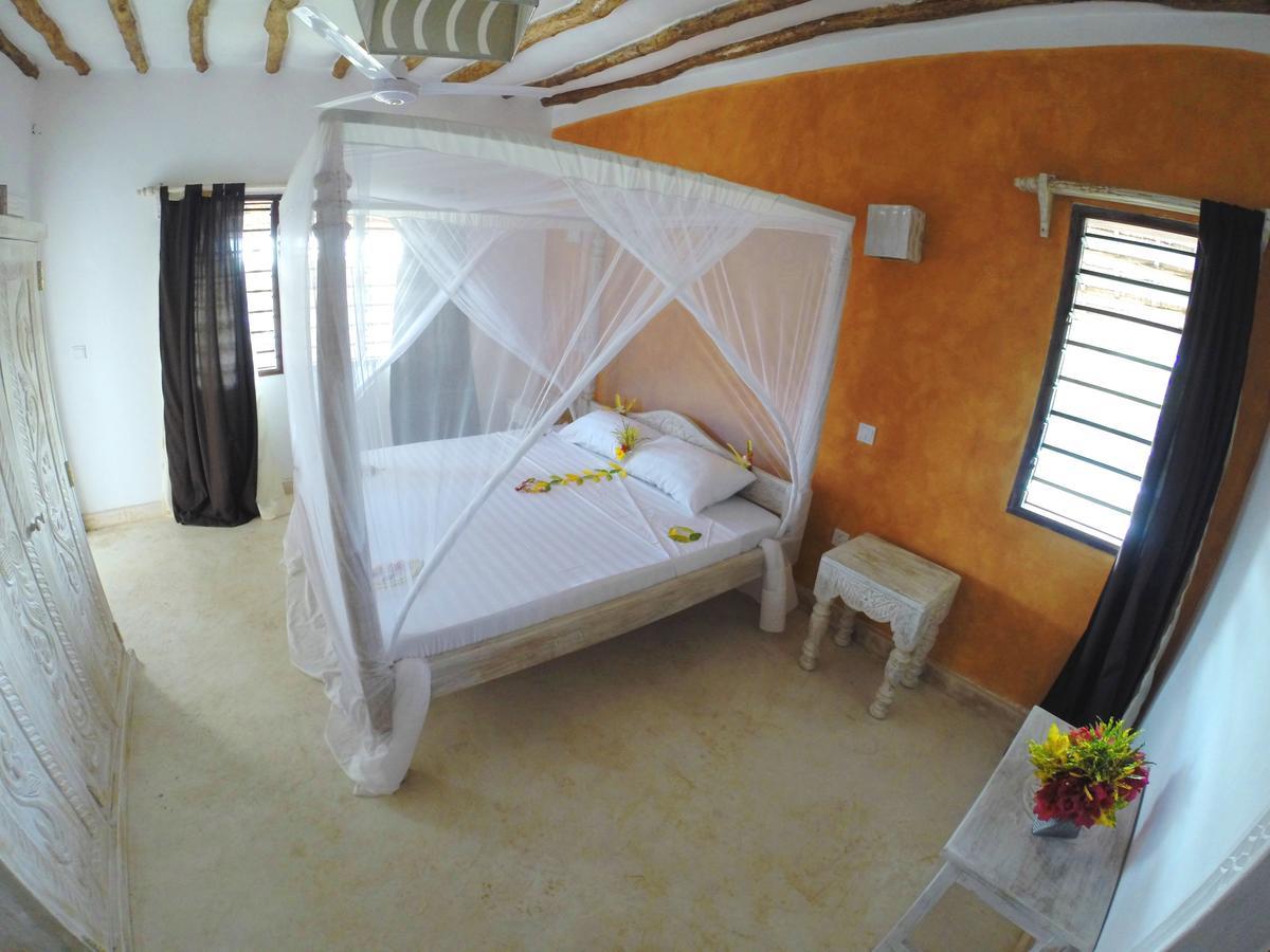 Nyumba Ya Afrika Bed and Breakfast Watamu Buitenkant foto