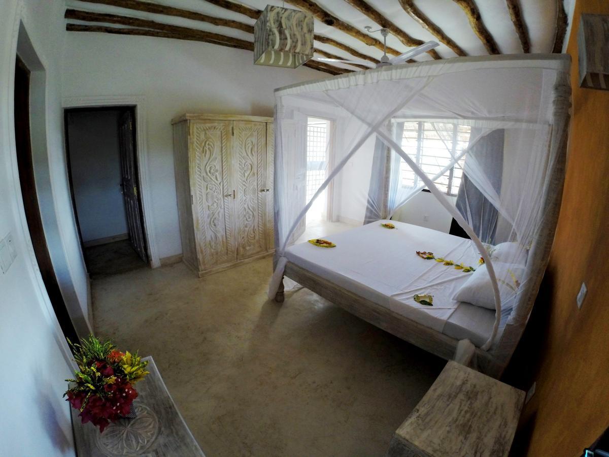 Nyumba Ya Afrika Bed and Breakfast Watamu Buitenkant foto