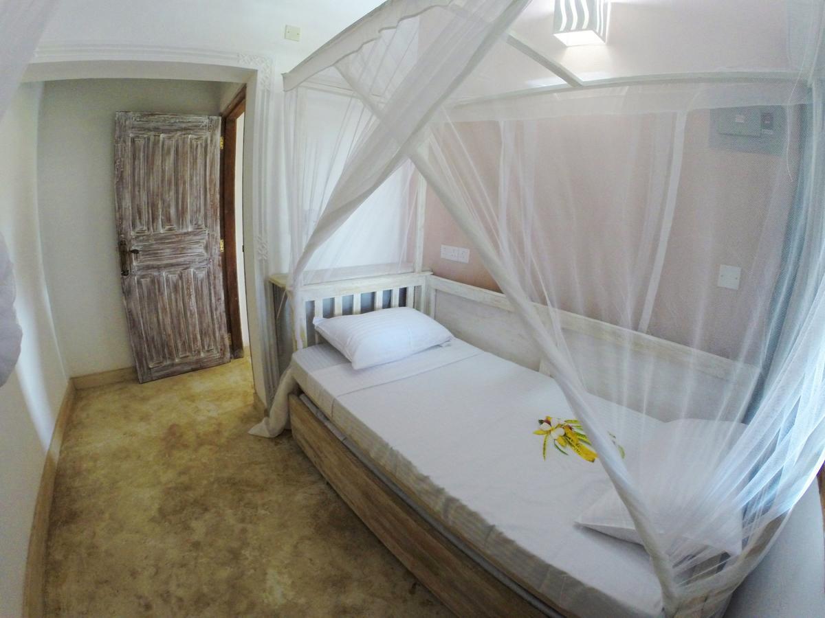 Nyumba Ya Afrika Bed and Breakfast Watamu Buitenkant foto