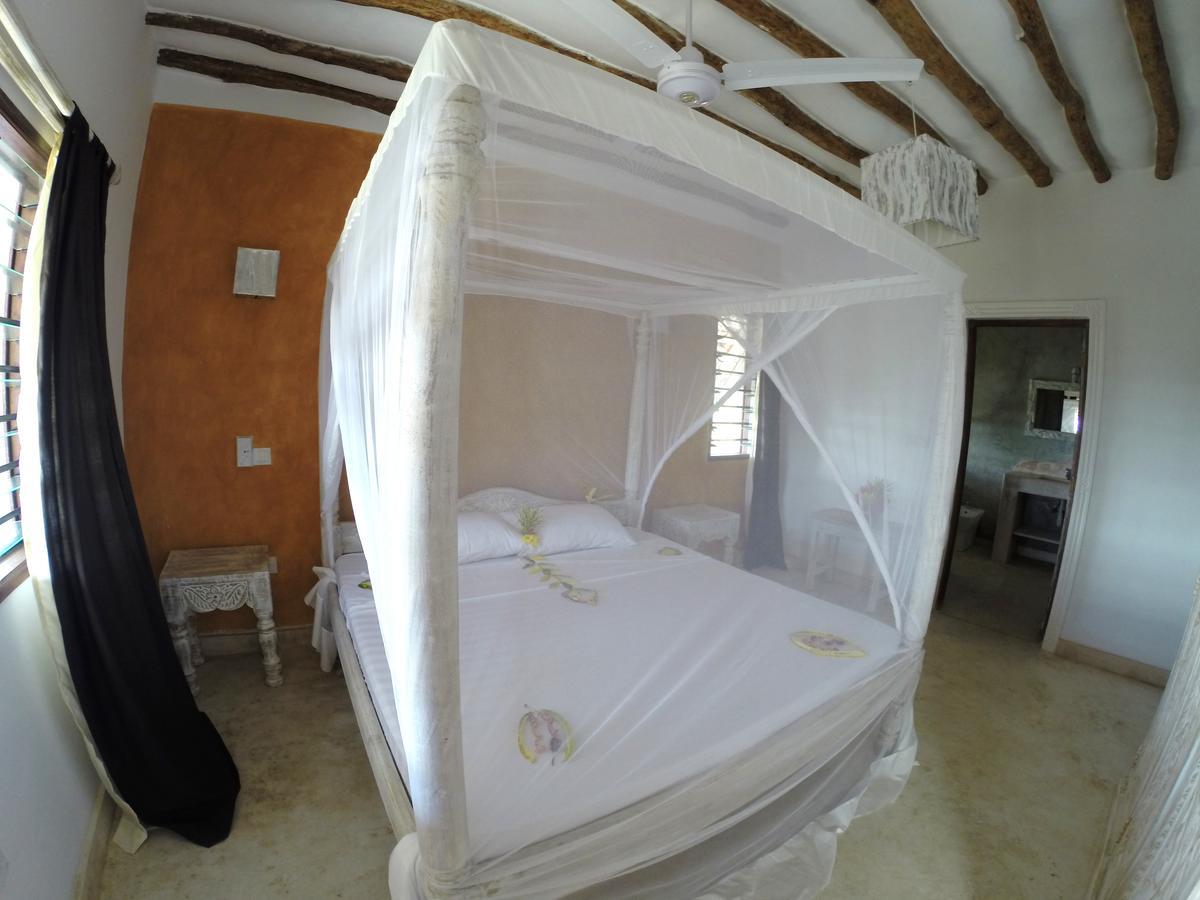 Nyumba Ya Afrika Bed and Breakfast Watamu Buitenkant foto