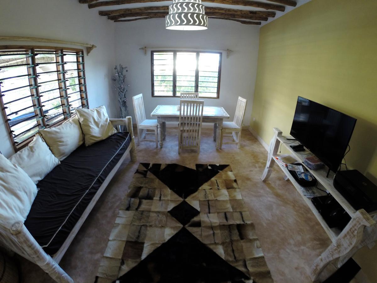 Nyumba Ya Afrika Bed and Breakfast Watamu Buitenkant foto