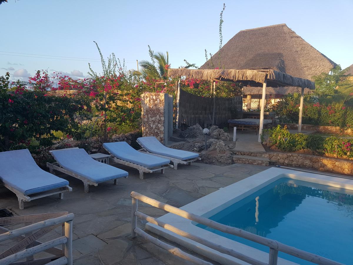 Nyumba Ya Afrika Bed and Breakfast Watamu Buitenkant foto