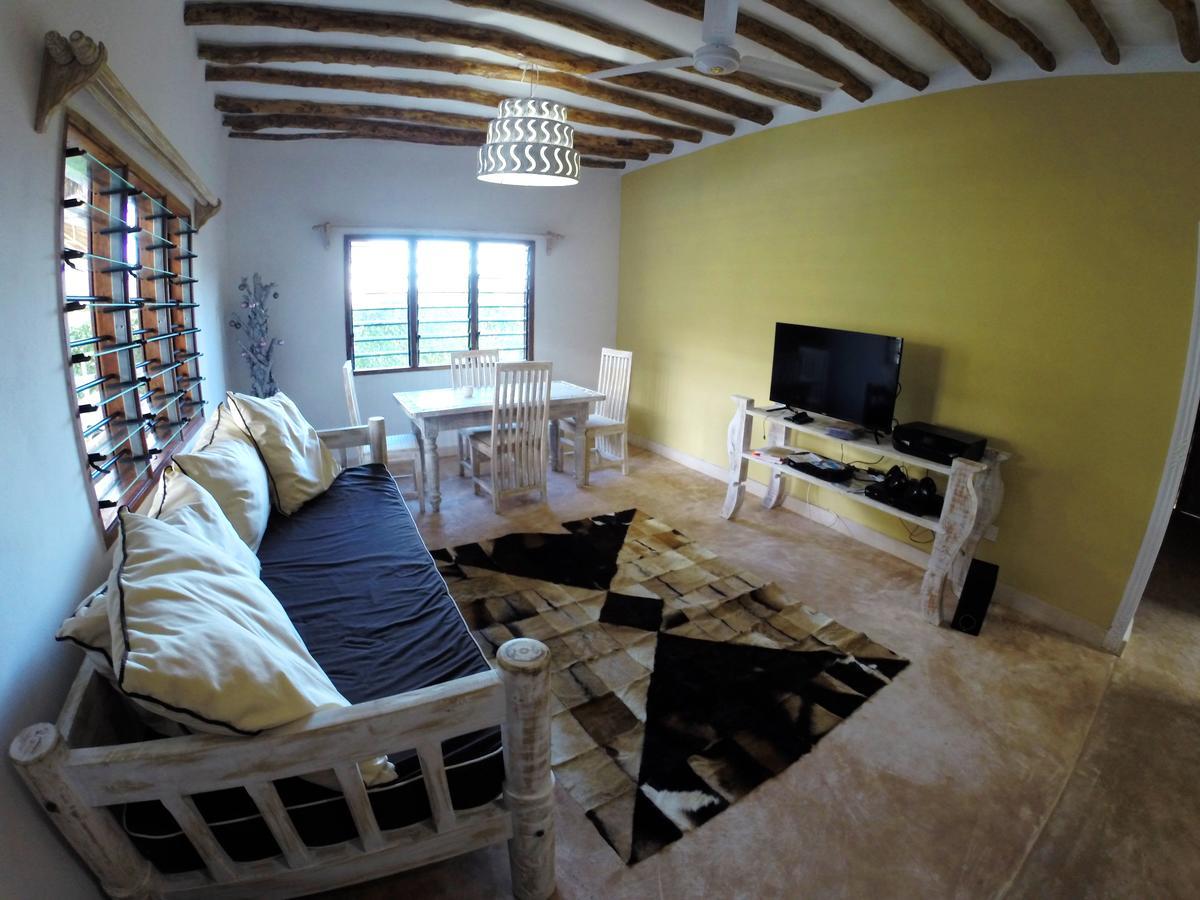 Nyumba Ya Afrika Bed and Breakfast Watamu Buitenkant foto
