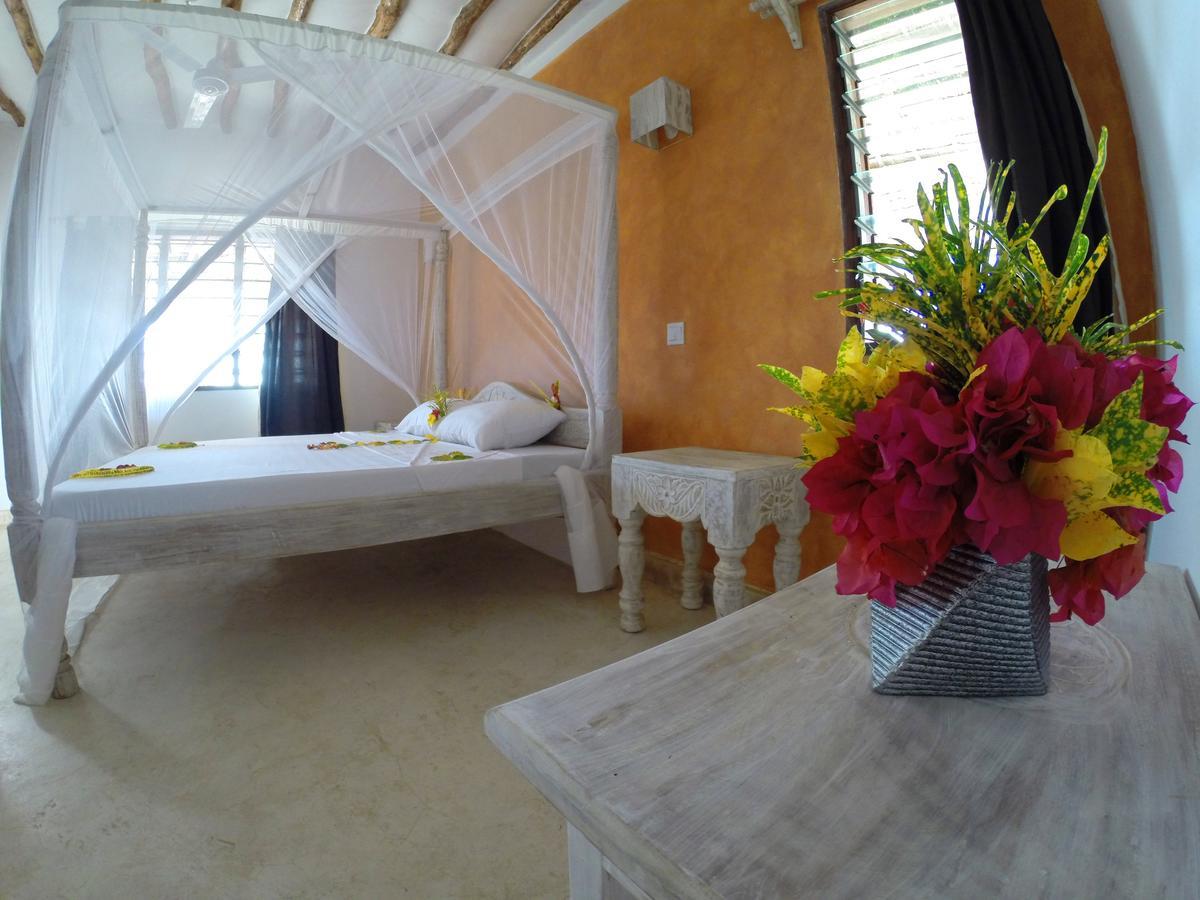 Nyumba Ya Afrika Bed and Breakfast Watamu Buitenkant foto
